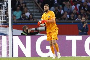 意天空：巴黎为多纳鲁马标价2000万到3000万欧，曼城和曼联有意