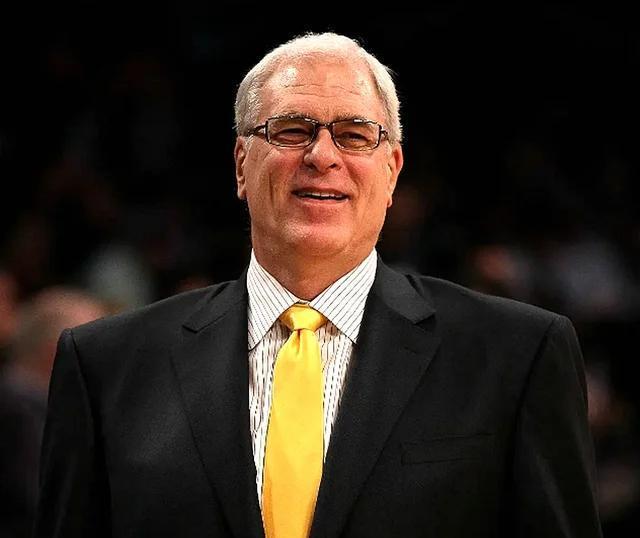 CCTV5在线直播-运筹帷幄：NBA历史殿堂级主教练的智慧之光